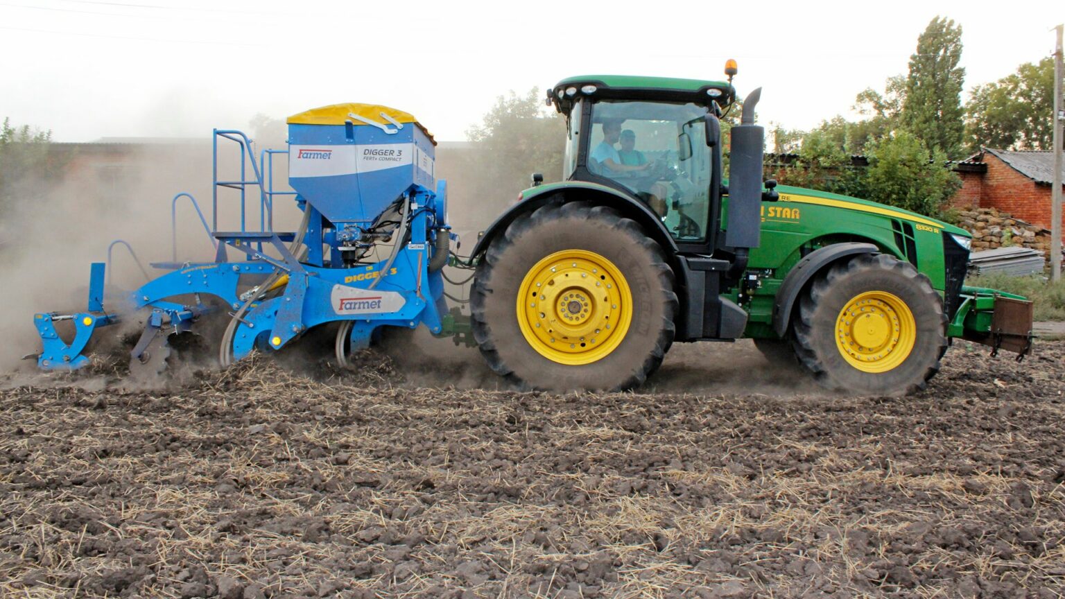 hloubkovy kypric digger 3 fert compact 05